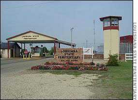 LA-Penitentiary-gate200