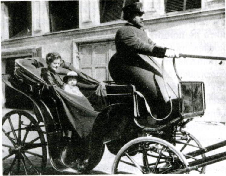 Lydia Bary with son Cyril 1915